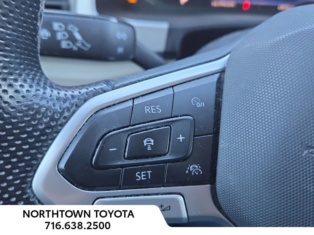 Used 2021 Volkswagen Atlas SEL Premium image 19