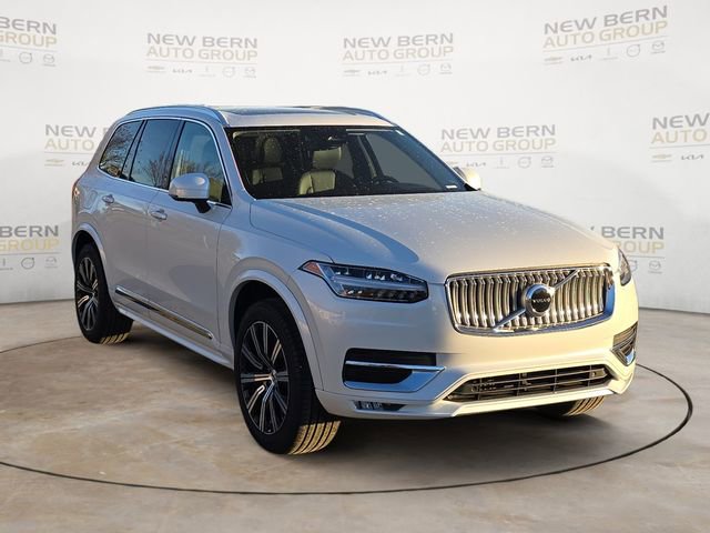 Certified 2025 Volvo XC90 B5 Core image 7