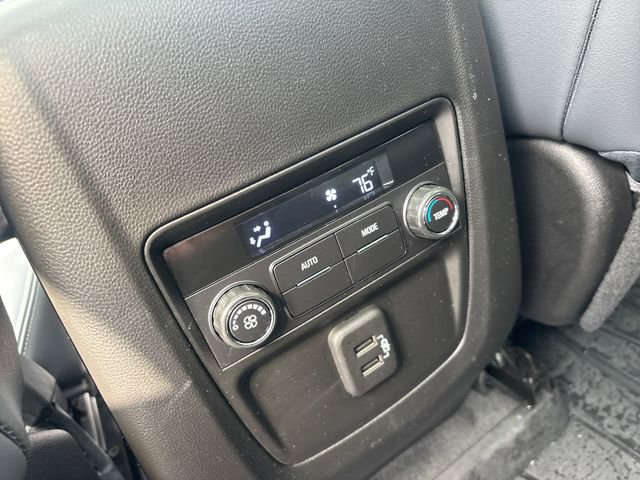 Used 2023 Buick Enclave Essence w/ Experience Buick Package image 17