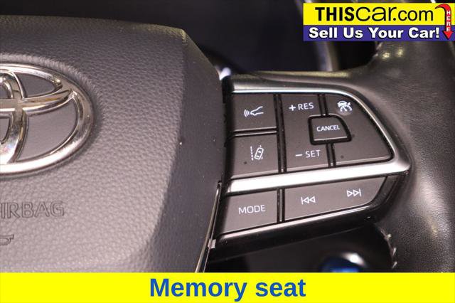 Used 2021 Toyota Highlander Limited image 16