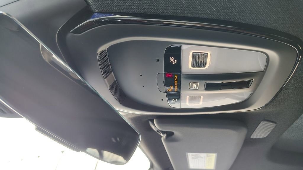 New 2026 Volvo XC40 B5 Ultra w/ Climate Package image 25