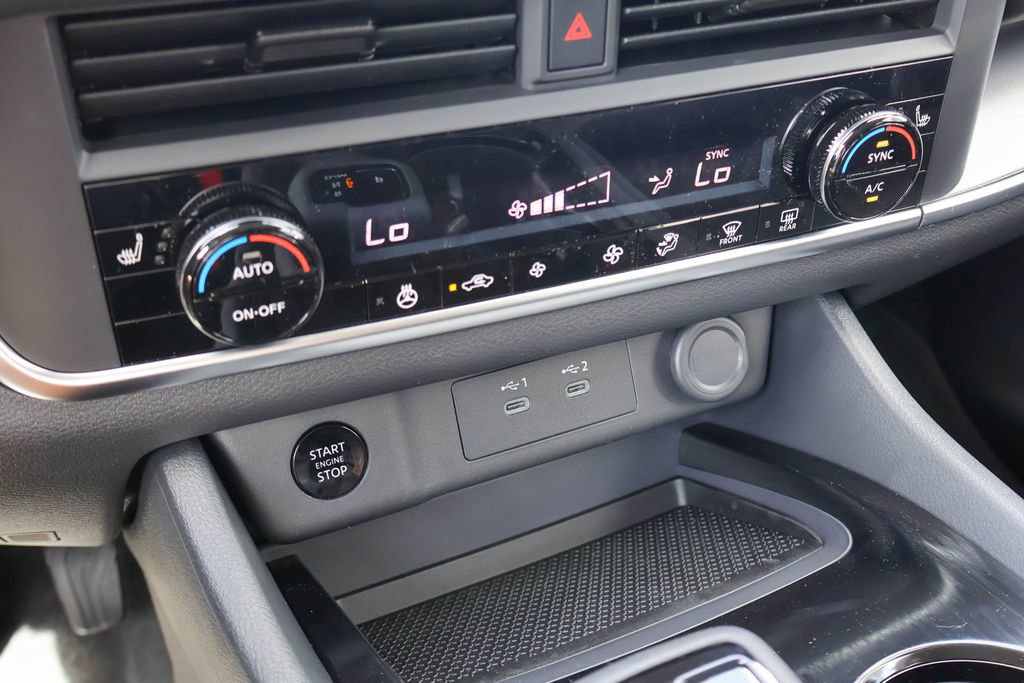 New 2026 Nissan Rogue SV image 12