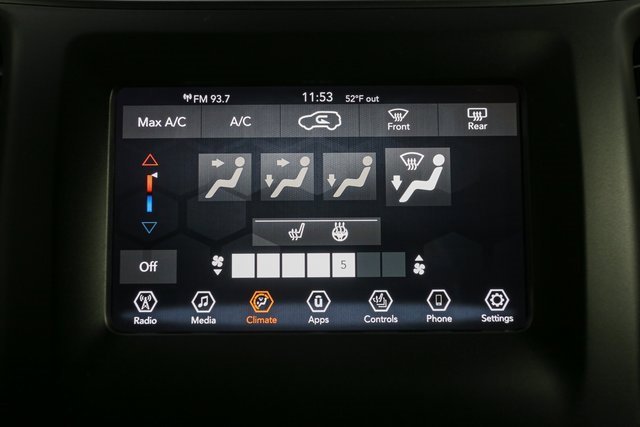 Used 2019 Jeep Cherokee Latitude w/ Cold Weather Group image 22