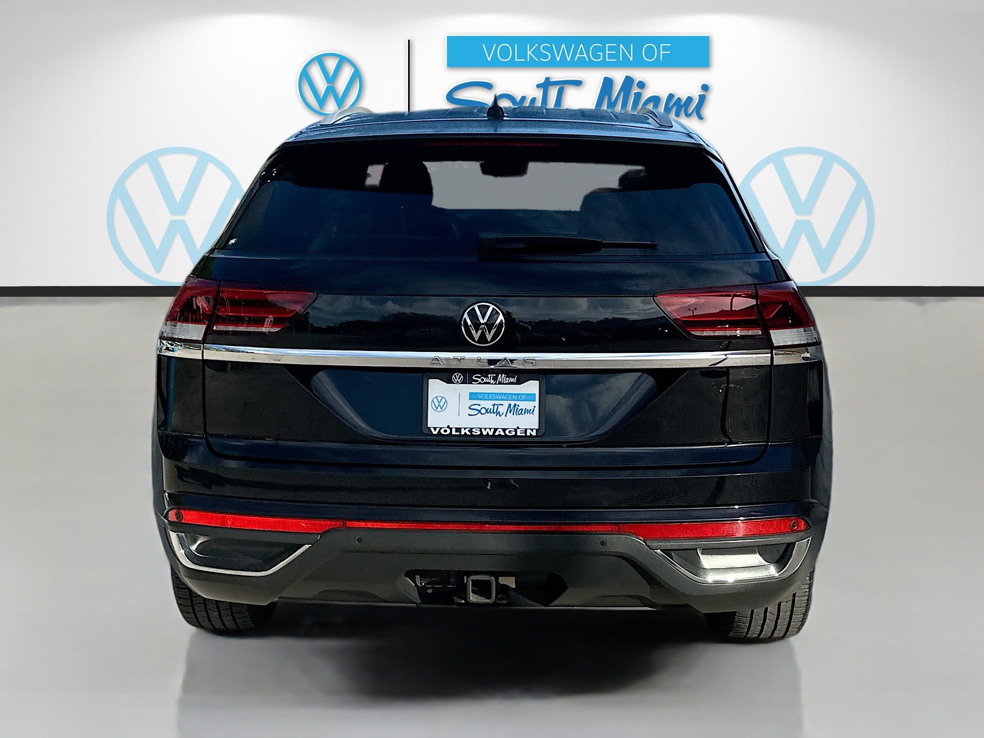 Used 2021 Volkswagen Atlas Cross Sport SE w/ V6 Towing Package image 6