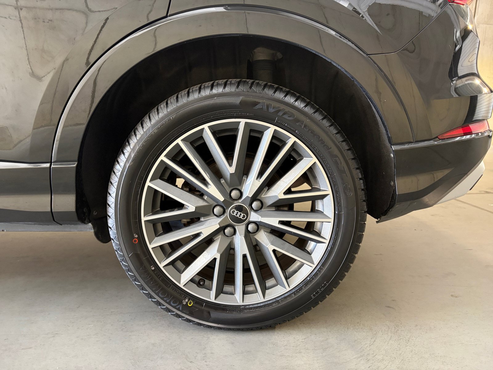 Used 2022 Audi Q3 2.0T Premium w/ Convenience Package AWD/4WD image 20