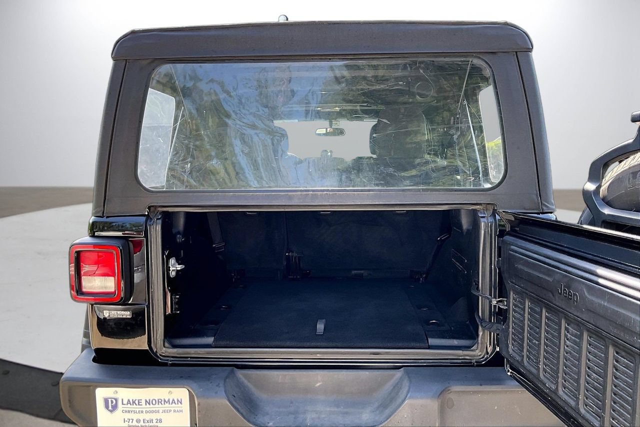Certified 2020 Jeep Wrangler Unlimited Sport AWD/4WD image 23