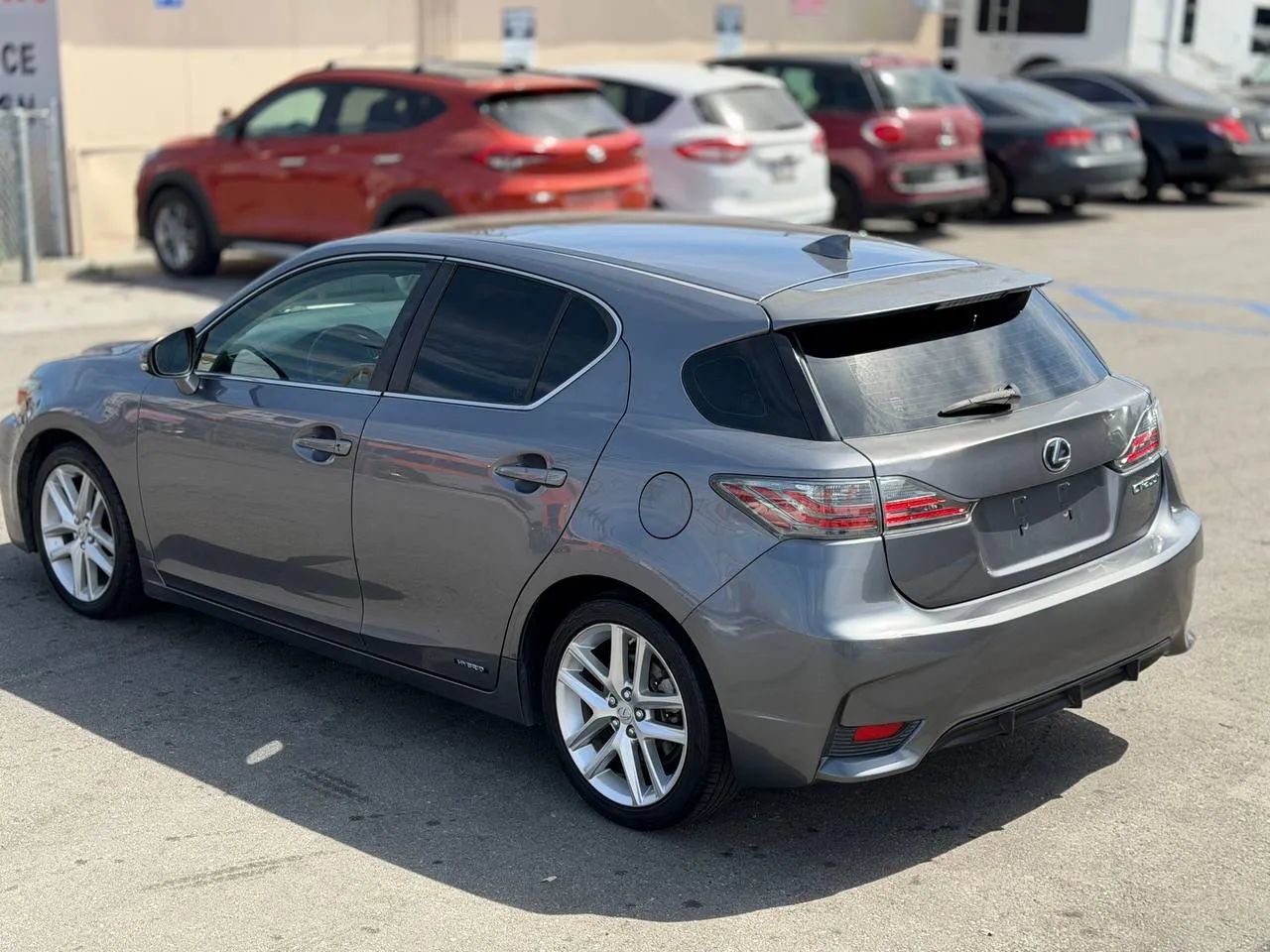 Used 2014 Lexus CT 200h image 11