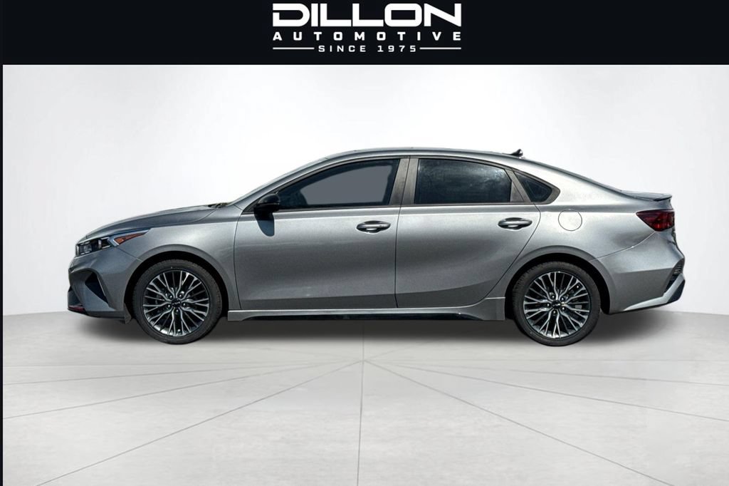 Used 2024 Kia Forte GT-Line w/ GT-Line Premium Package FWD image 7