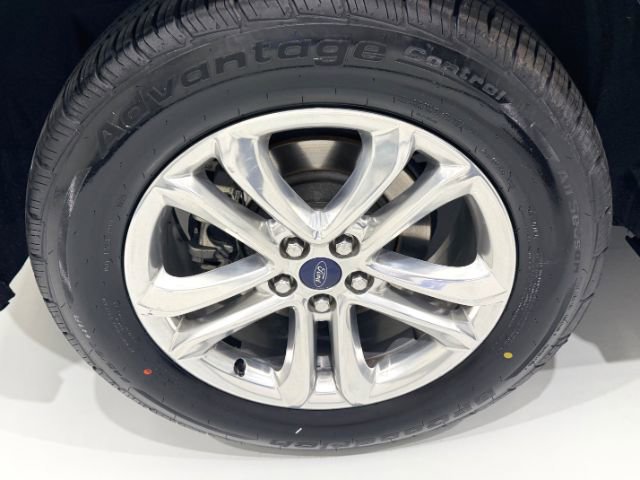 Used 2017 Ford Edge SEL w/ Equipment Group 201A image 15