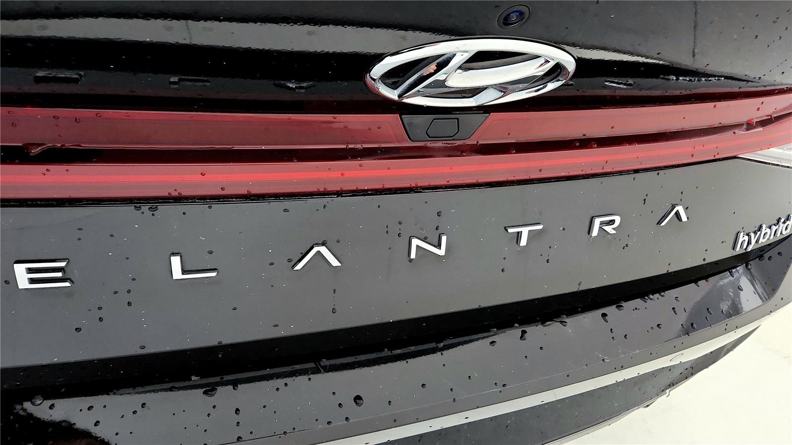 Used 2023 Hyundai Elantra Limited image 26