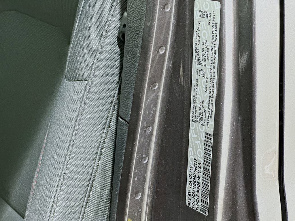 Used 2021 Jeep Gladiator Rubicon w/ Trailer Tow Package AWD/4WD image 31