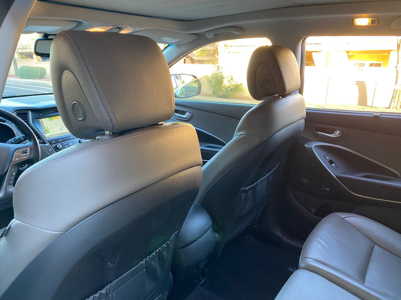 Used 2017 Hyundai Santa Fe SE Ultimate 3.3L Auto w/ SE Ultimate Tech Package 03 image 39