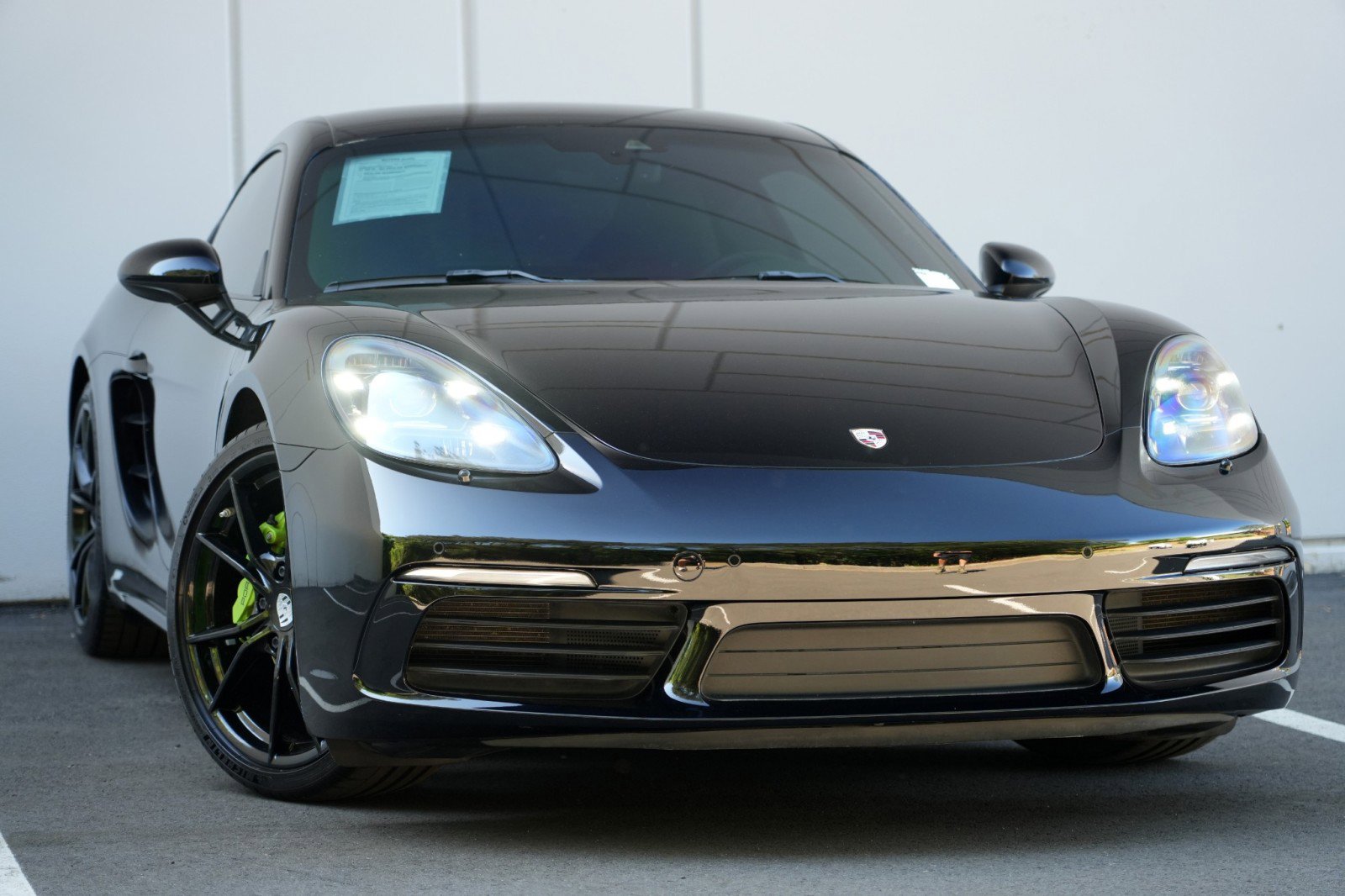Used 2018 Porsche 718 Cayman RWD image 4