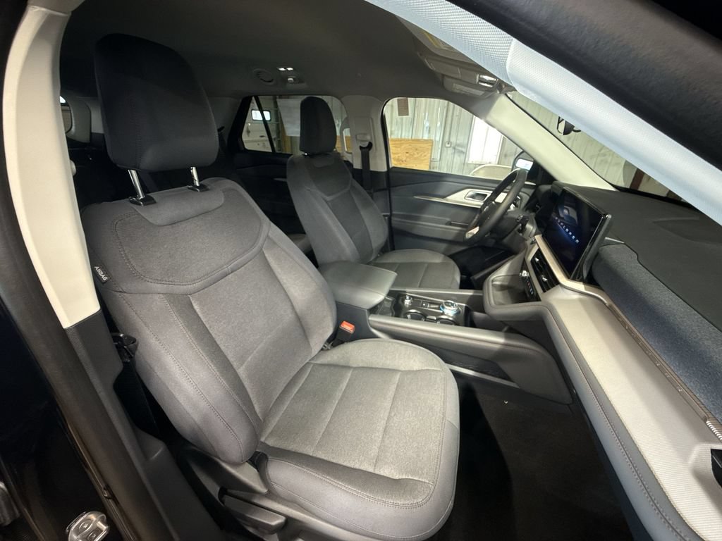 New 2026 Ford Explorer Active AWD/4WD image 26