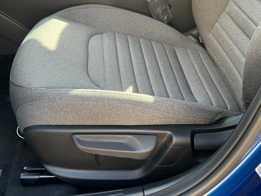 New 2025 Kia K4 GT-Line Turbo FWD image 20