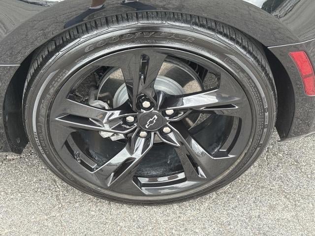 Used 2022 Chevrolet Camaro LT RWD image 26