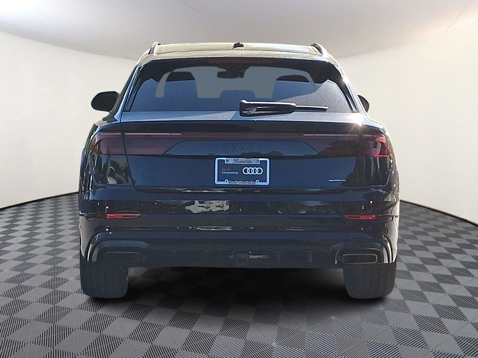 Used 2026 Audi Q8 Premium Plus w/ Premium Plus Package AWD/4WD image 5