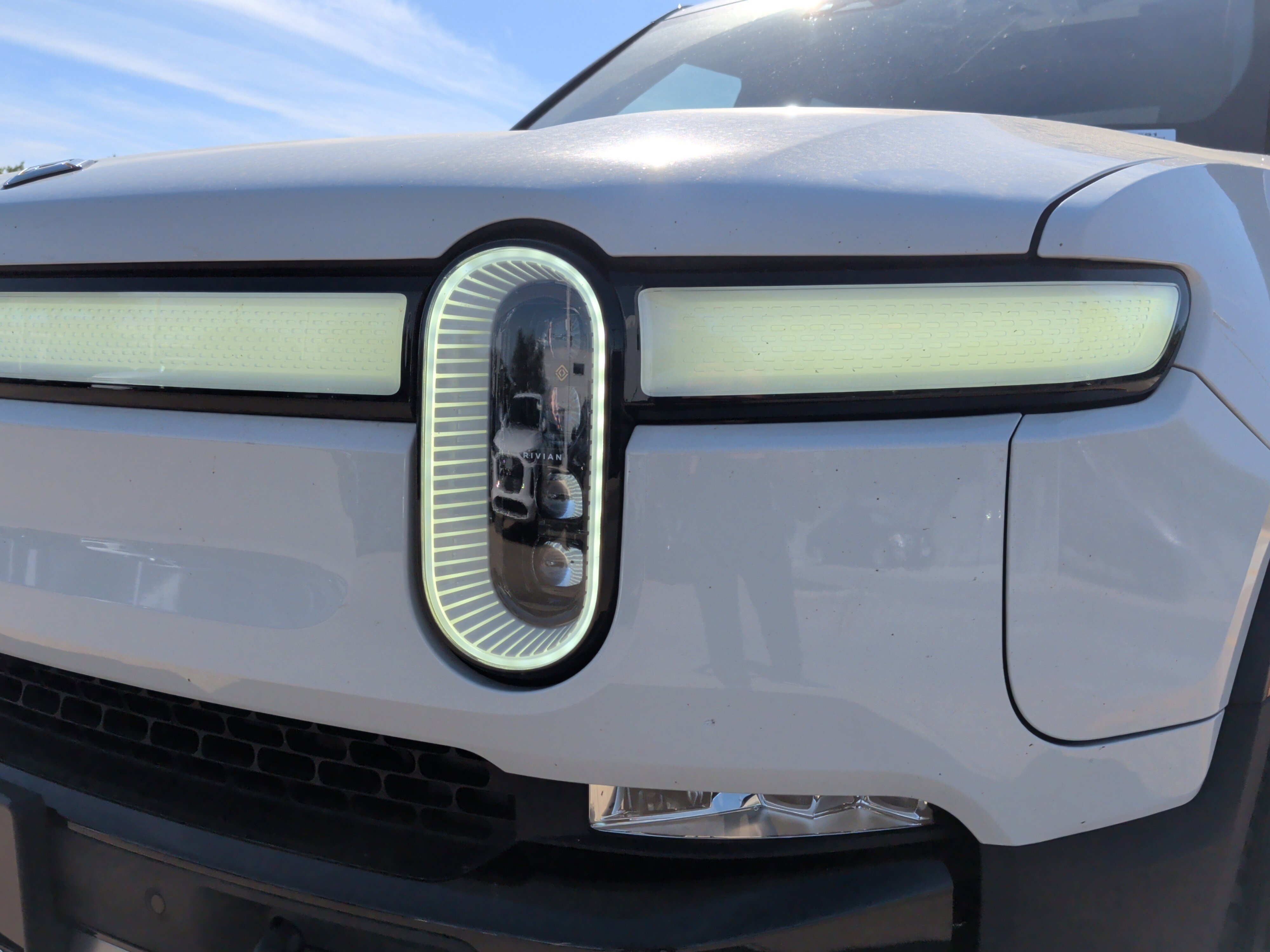 Used 2022 Rivian R1T Adventure AWD/4WD image 6