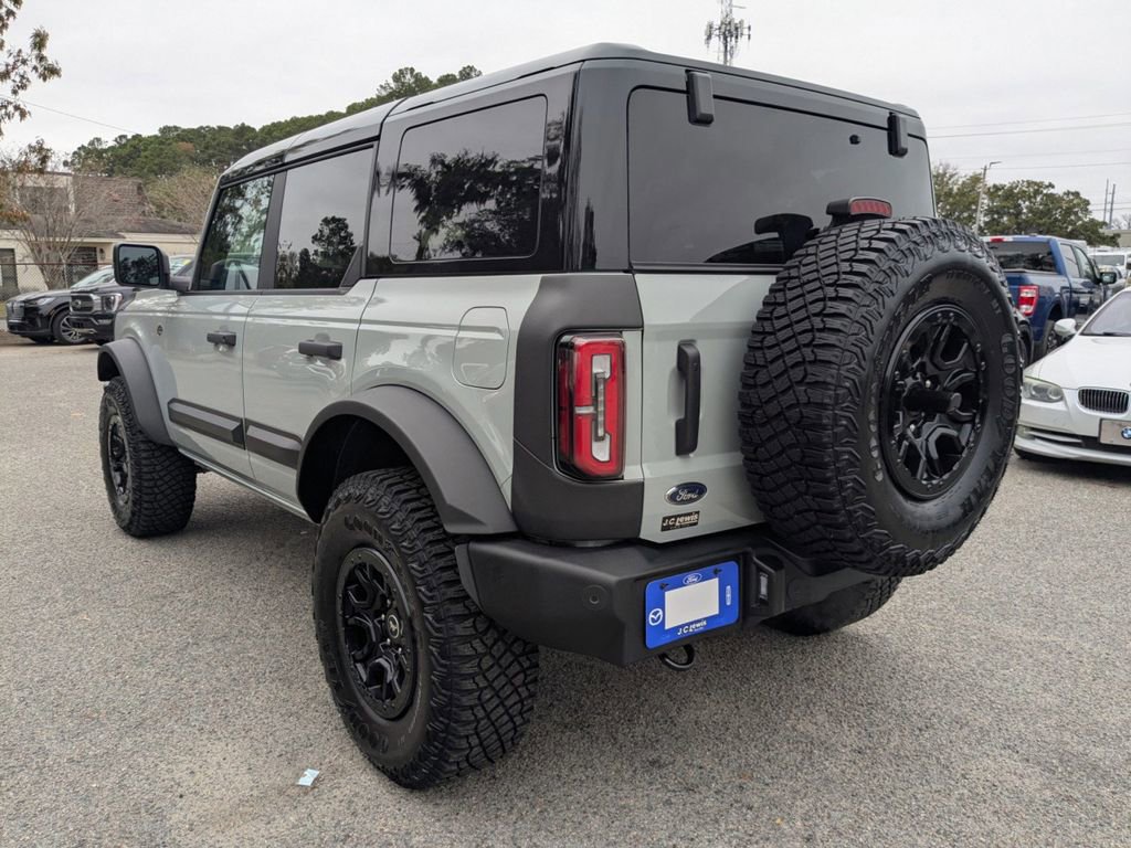 Used 2024 Ford Bronco Wildtrak image 6