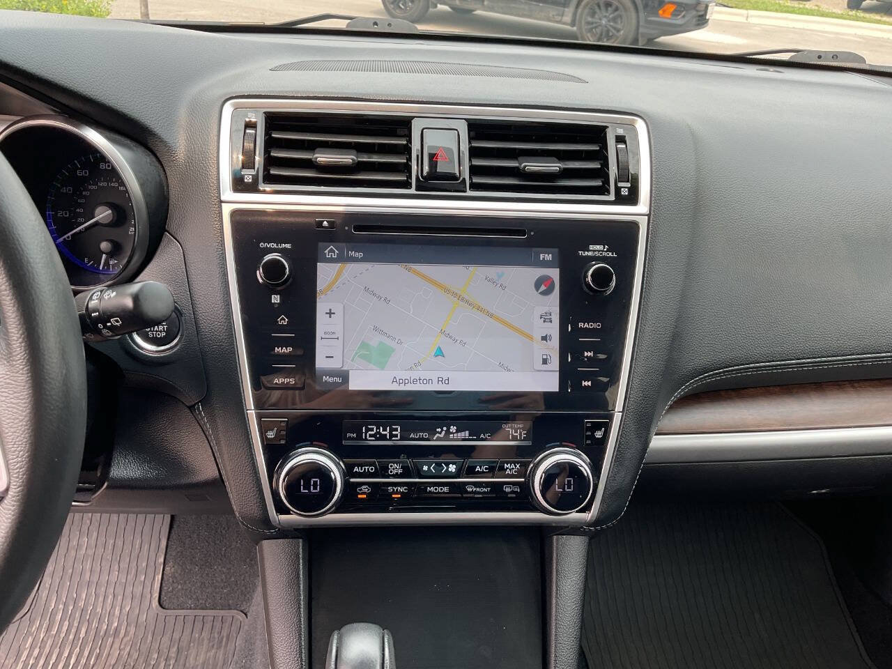 Used 2018 Subaru Outback 3.6R Limited AWD/4WD image 20