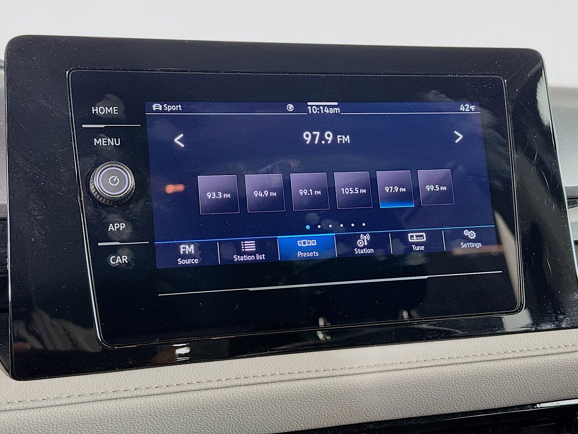 Used 2025 Volkswagen Taos S image 21