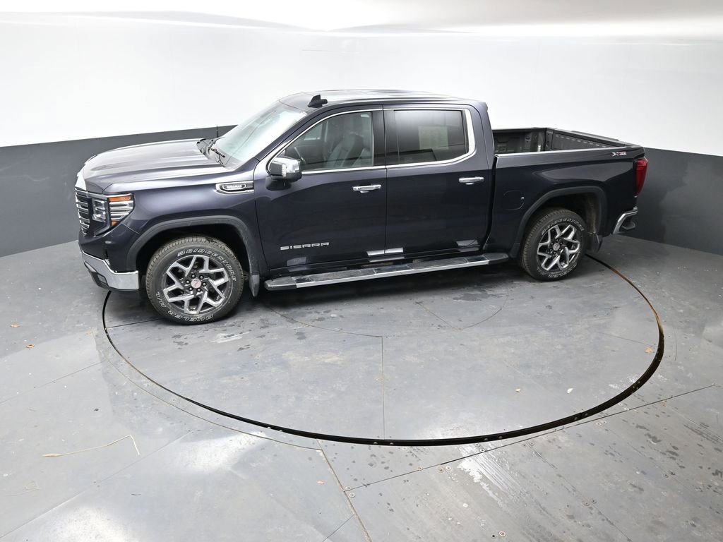 Used 2023 GMC Sierra 1500 SLT w/ SLT Premium Package image 19
