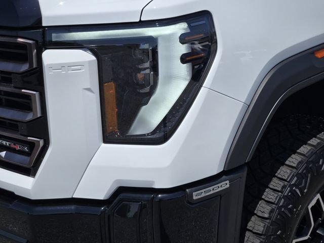 Used 2026 GMC Sierra 2500 AT4X AWD/4WD image 8