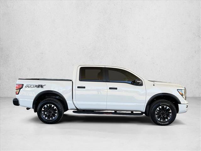 Used 2020 Nissan Titan PRO-4X w/ Pro-4x Convenience Package image 4