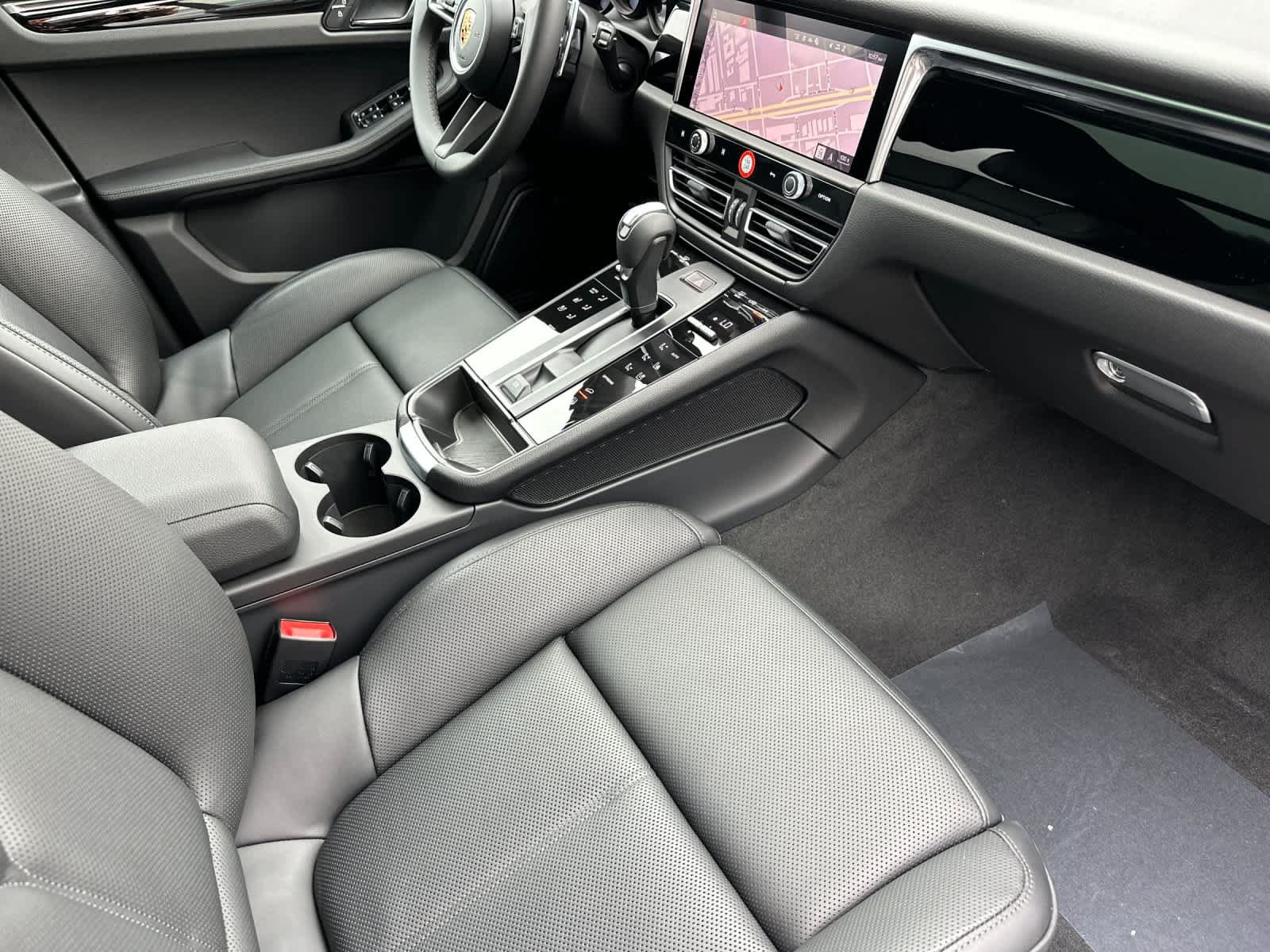 New 2026 Porsche Macan S AWD/4WD image 17