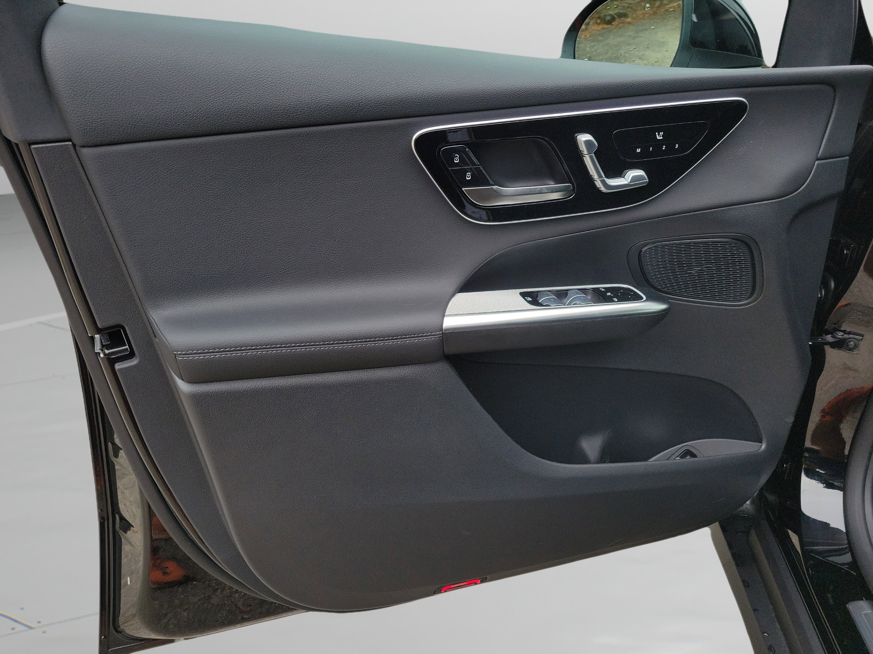 Certified 2026 Mercedes-Benz GLC 300 image 17