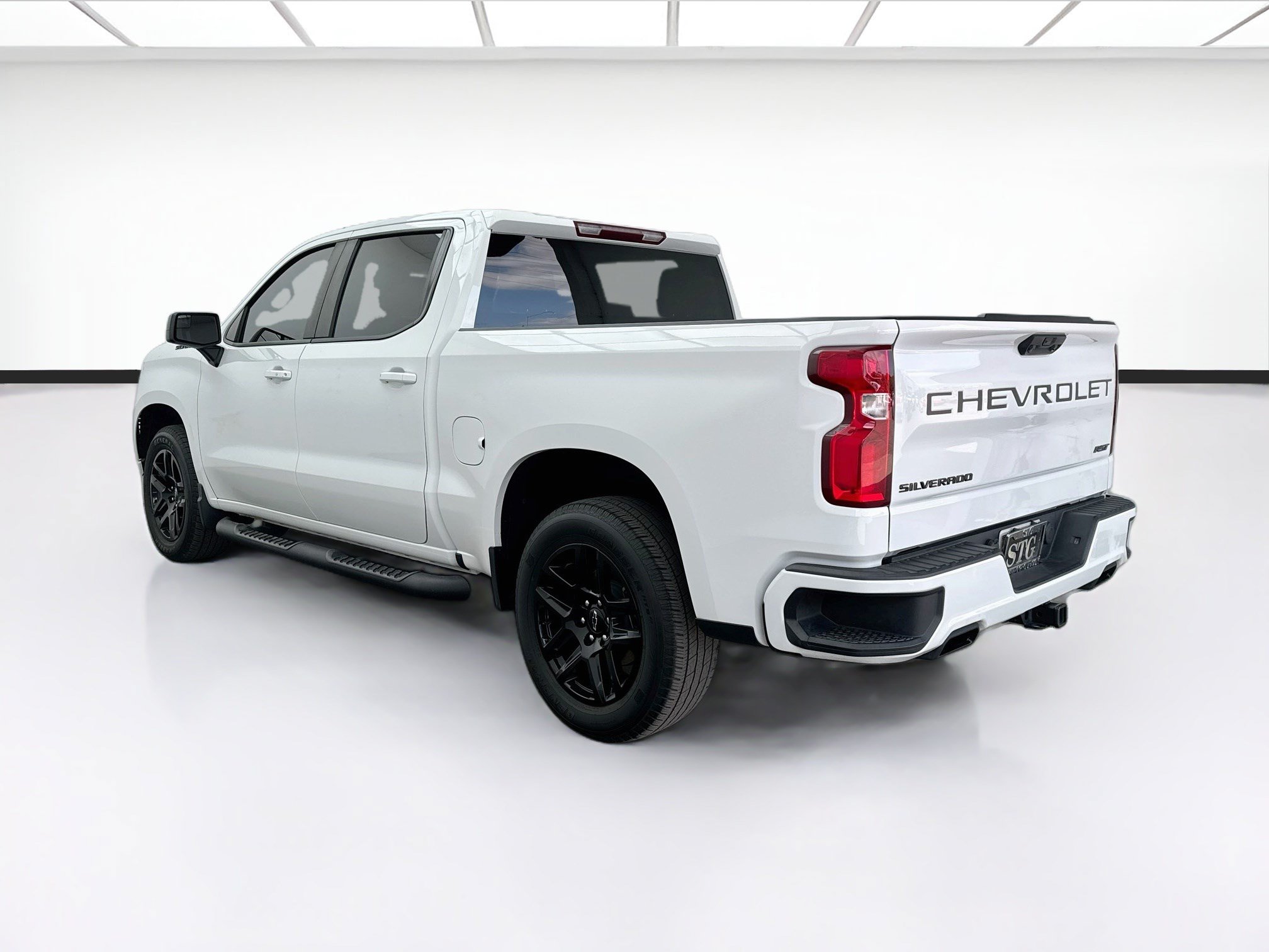 Used 2024 Chevrolet Silverado 1500 RST w/ Rally Edition RWD image 6