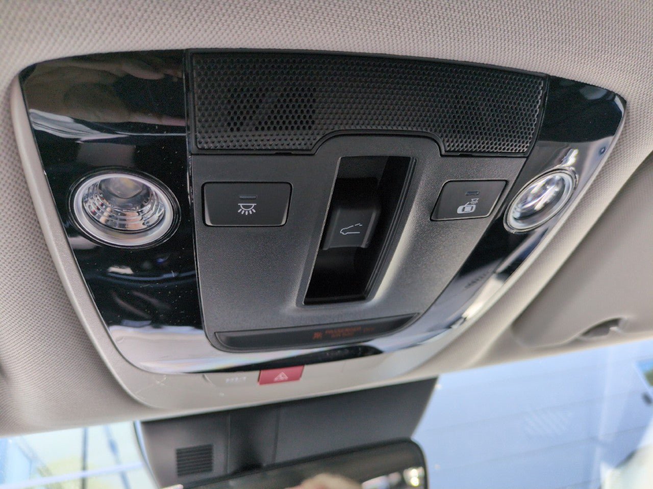 New 2026 Kia Sportage SX FWD image 23
