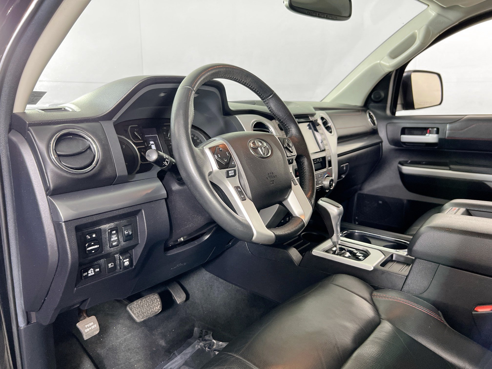 Used 2021 Toyota Tundra TRD Pro AWD/4WD image 9