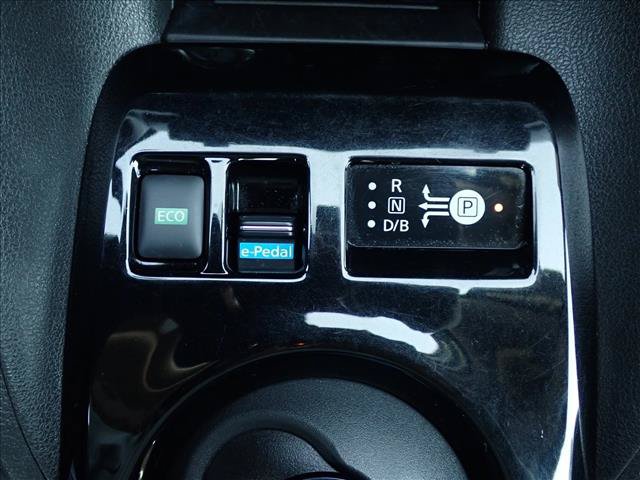 Used 2018 Nissan Leaf SL w/ SL Technology Package FWD image 21