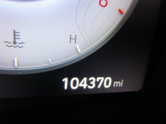 Used 2022 Hyundai Santa Fe Limited image 13