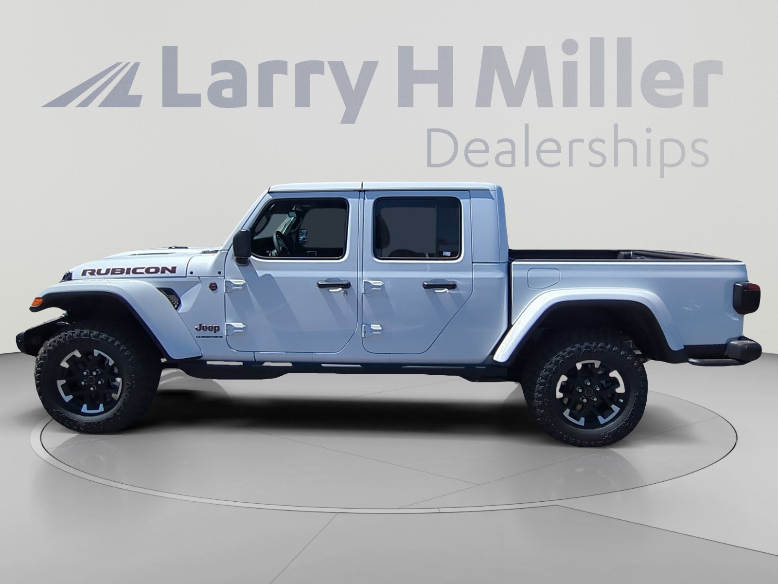 New 2026 Jeep Gladiator Rubicon w/ Capability Package AWD/4WD image 2
