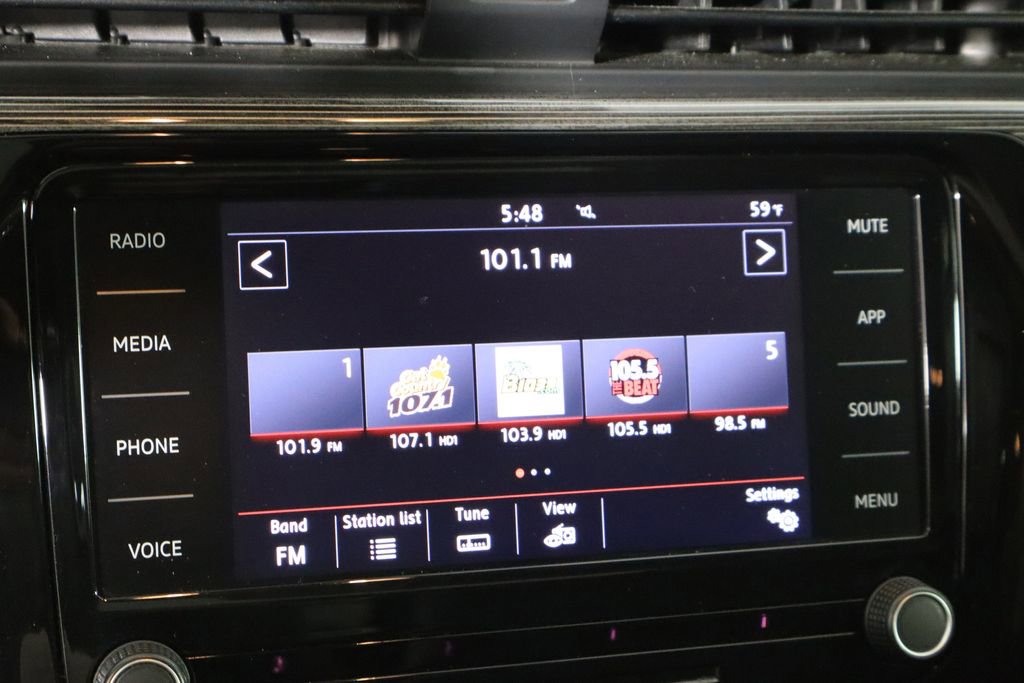 Used 2020 Volkswagen Passat 2.0T R-Line image 37