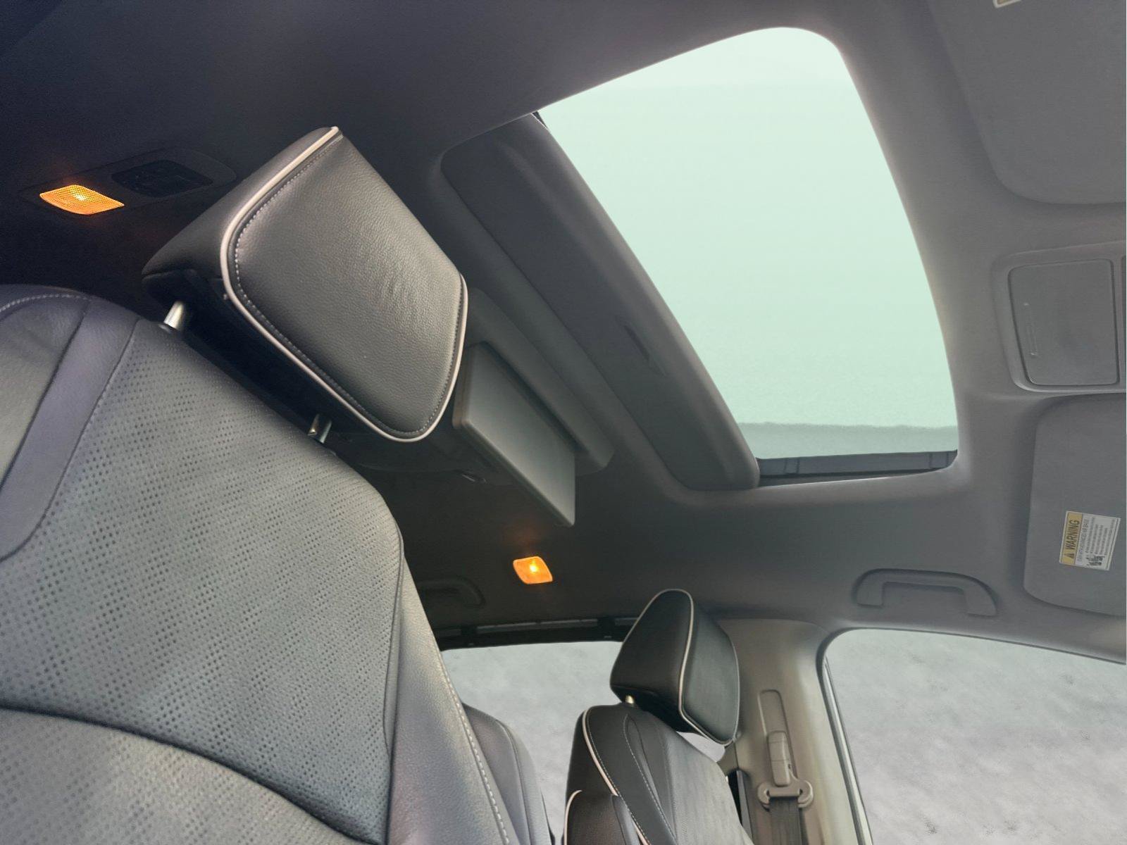 Used 2022 Honda Odyssey Elite image 18