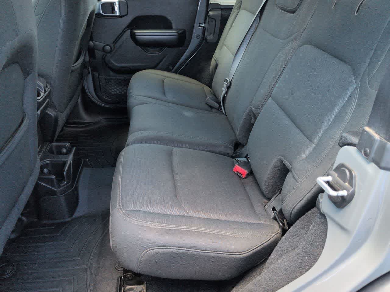 Used 2019 Jeep Wrangler Unlimited Sport AWD/4WD image 19
