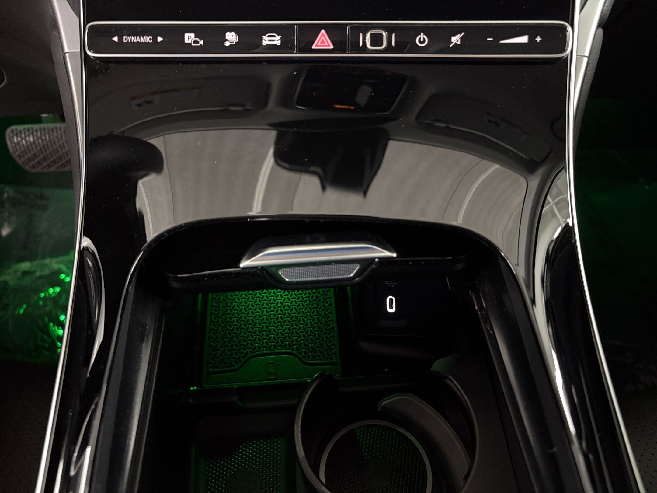 Certified 2025 Mercedes-Benz GLC 350e 4MATIC image 28