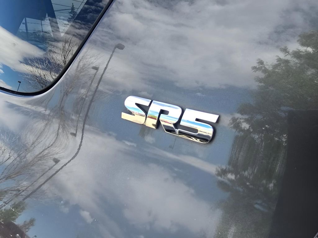 Used 2020 Toyota 4Runner SR5 AWD/4WD image 20