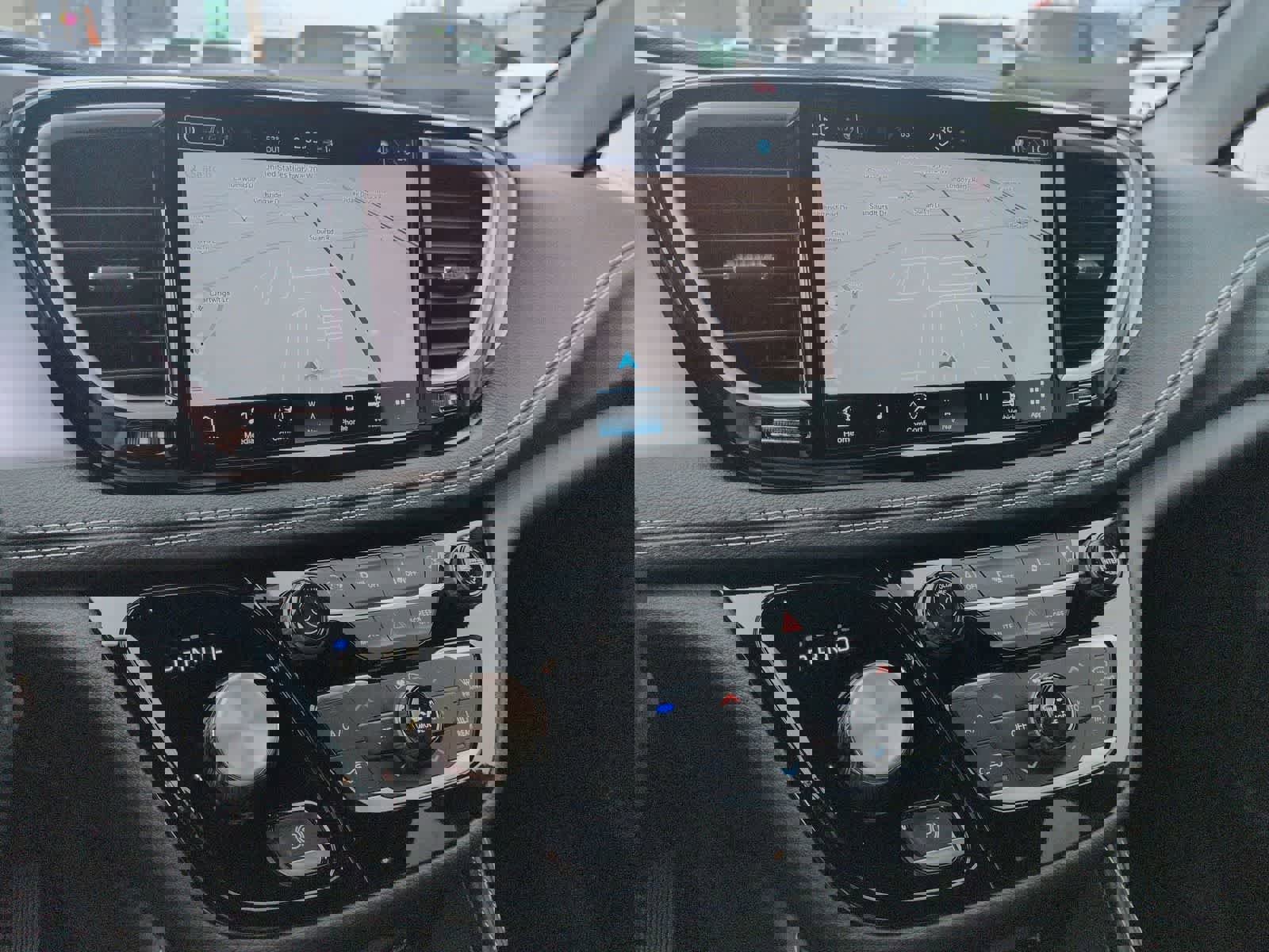 New 2026 Chrysler Pacifica Limited image 22