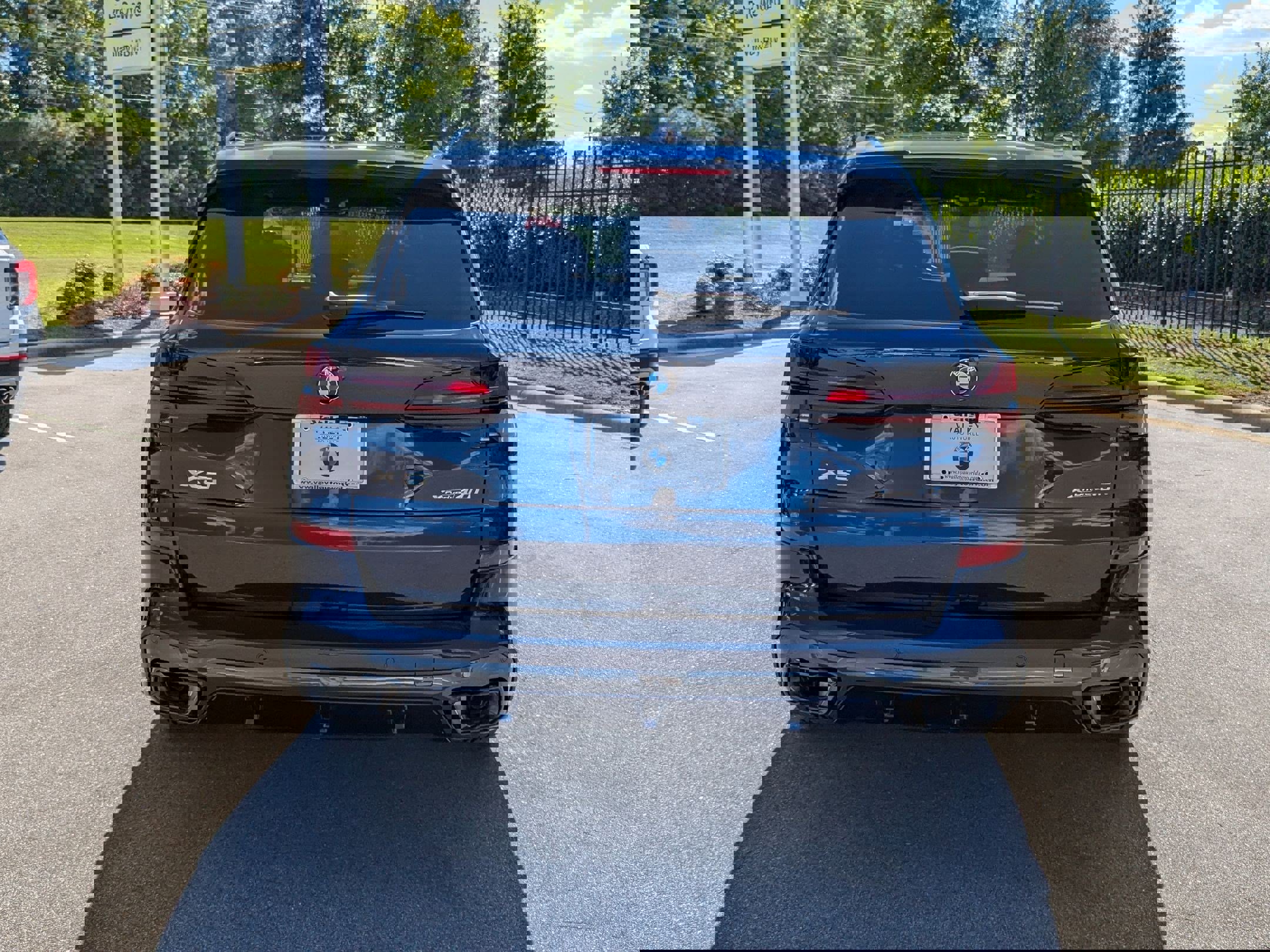 New 2026 BMW X5 xDrive40i w/ M Sport Package image 4