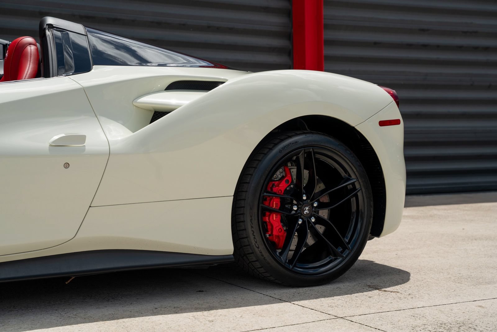 Used 2018 Ferrari 488 Spider RWD image 7