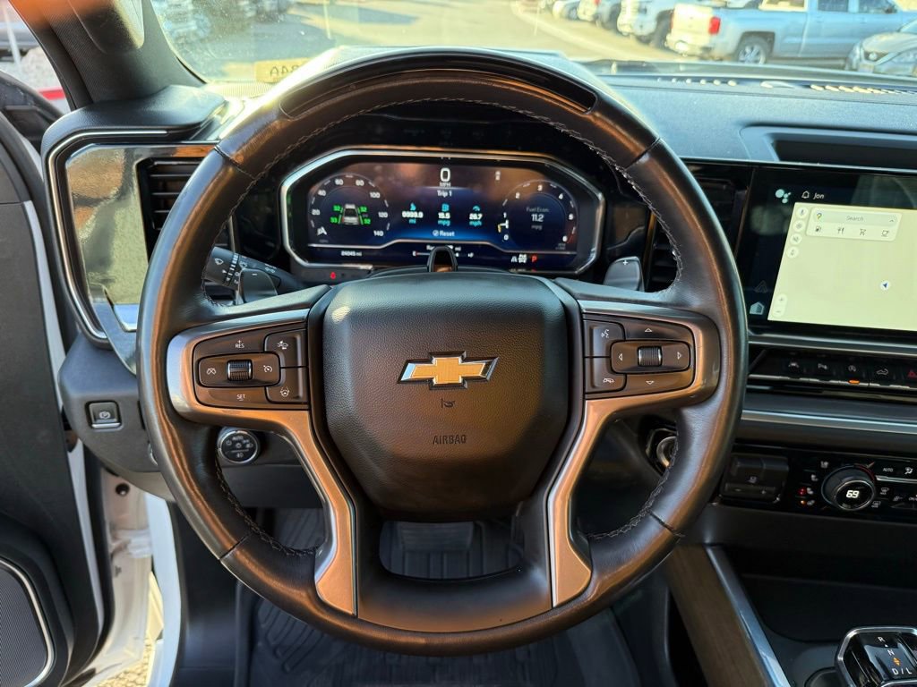 Certified 2023 Chevrolet Silverado 1500 High Country w/ High Country Premium Package AWD/4WD image 26