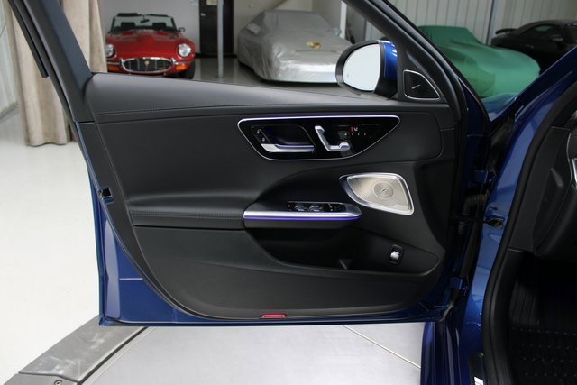 Used 2023 Mercedes-Benz C 43 AMG 4MATIC Sedan w/ Pinnacle Trim Package image 40