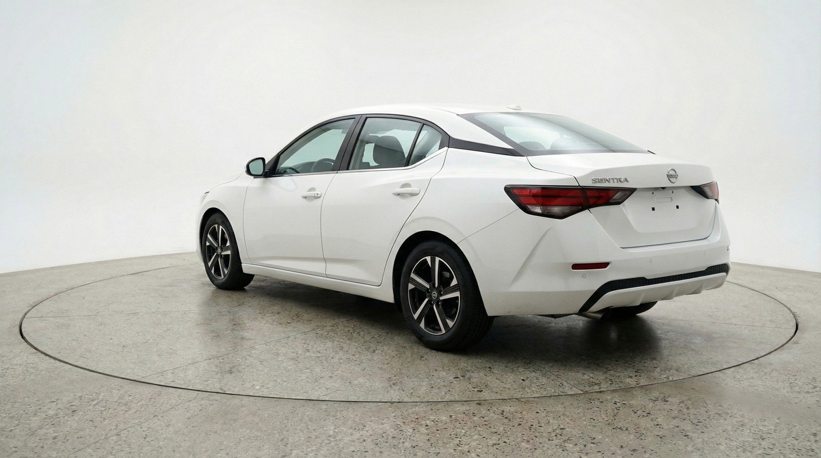 Used 2025 Nissan Sentra SV image 6