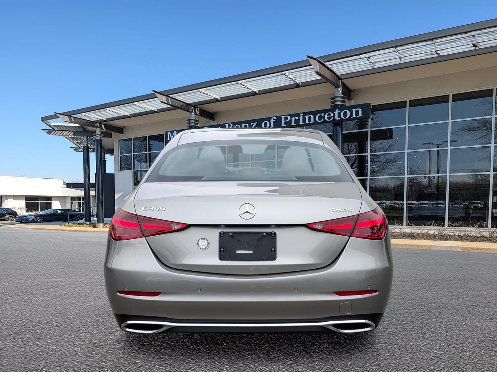 Certified 2023 Mercedes-Benz C 300 4MATIC Sedan image 4