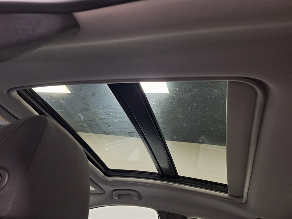 Used 2024 Chevrolet Malibu LT image 12