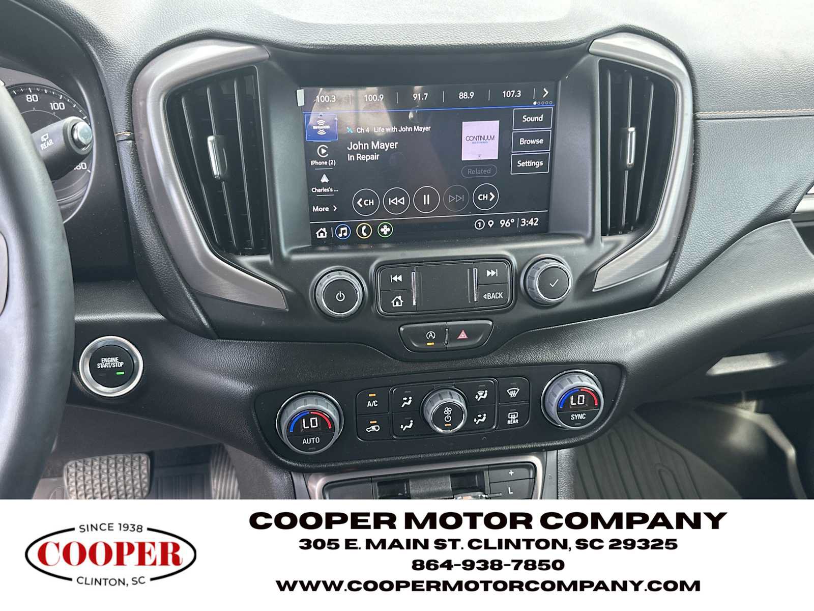 Used 2024 GMC Terrain AT4 w/ Tech Package AWD/4WD image 24